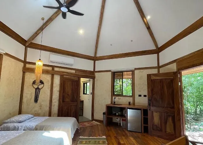 Casita Ylang Ylang Pensión 4*